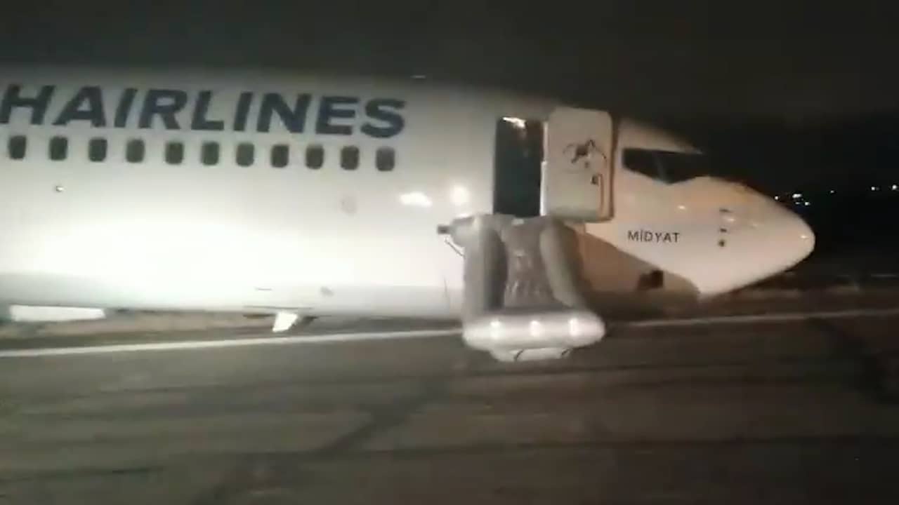 Passagiers uit Boeing geëvacueerd na mislukte landing in Odessa