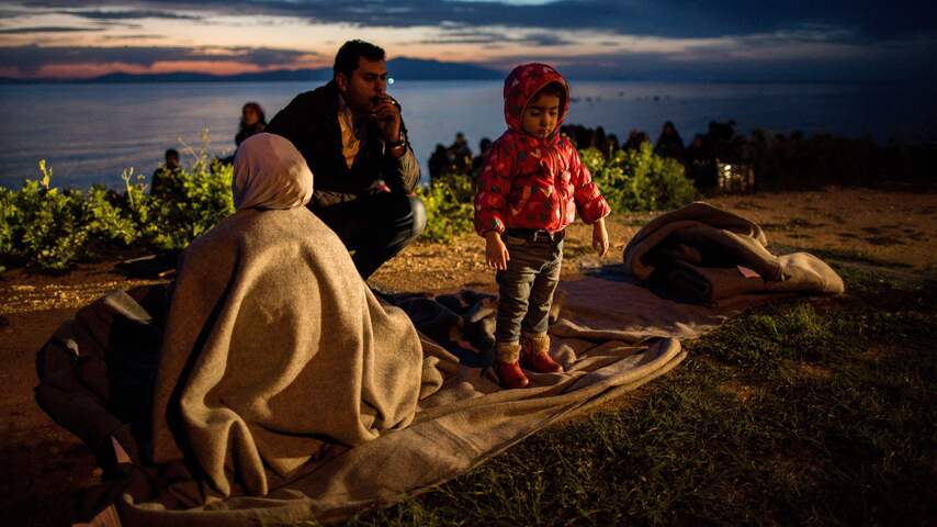 Zorgen EU over berichten dat Griekse kustwacht vluchtelingenboten terugduwt