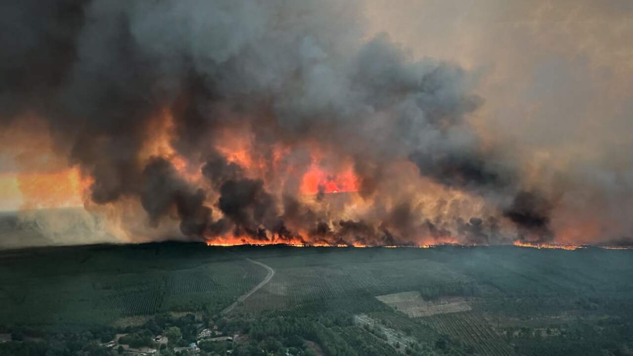 Migliaia di persone evacuate a causa di gravi incendi nel sud della Francia ‘tornano all’inferno’ |  Attualmente