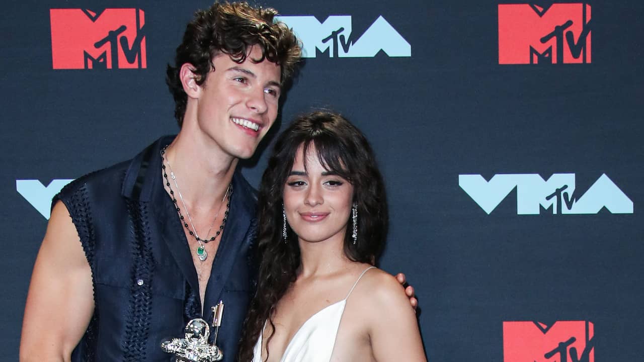 Shawn Mendes et Camila Cabello s'embrassent à Coachella sontils de