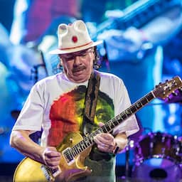 Gitarist Carlos Santana wordt onwel tijdens optreden, maar maakt het goed