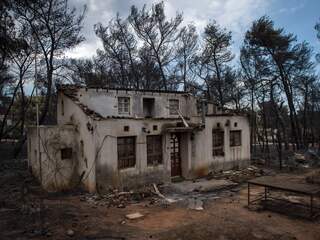 Dodental Griekse branden opgelopen tot 83
