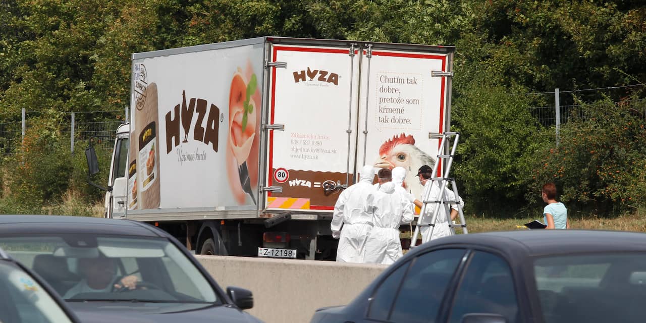 Verdachten mensensmokkel in vrachtwagen Oostenrijk langer vast