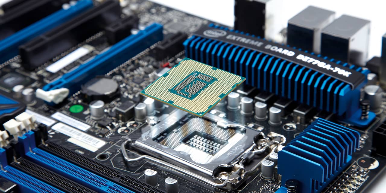 Onderzoekers Vrije Universiteit vinden ernstig lek in chips van Intel