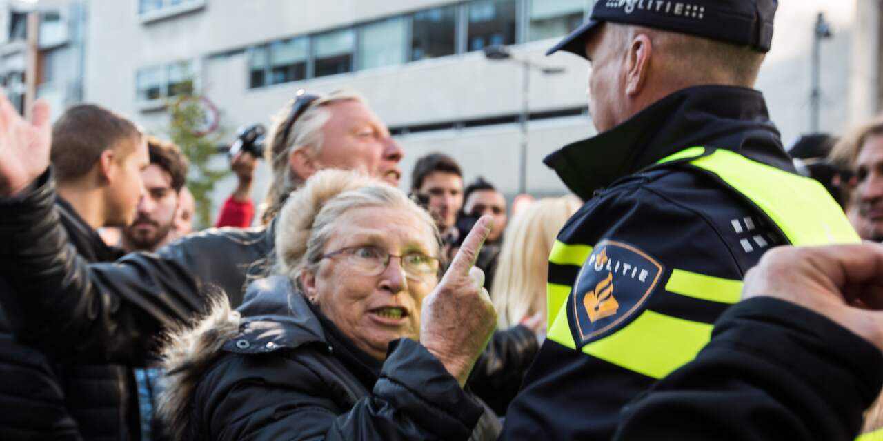 Arrestaties in centrum Rotterdam bij Pegida-betoging
