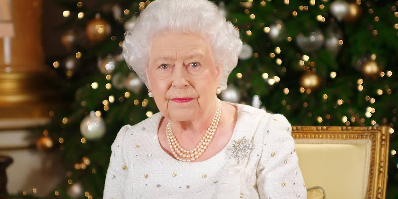 Britse tv-zender komt met deepfake kersttoespraak koningin als waarschuwing