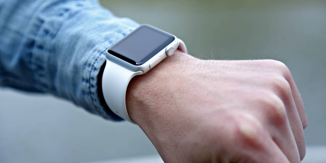 Apple aangeklaagd om adverteren Apple Watch bij zoekterm iWatch