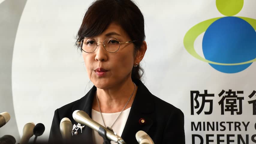 Japanse defensieminister stapt op na kelderen populariteit premier
