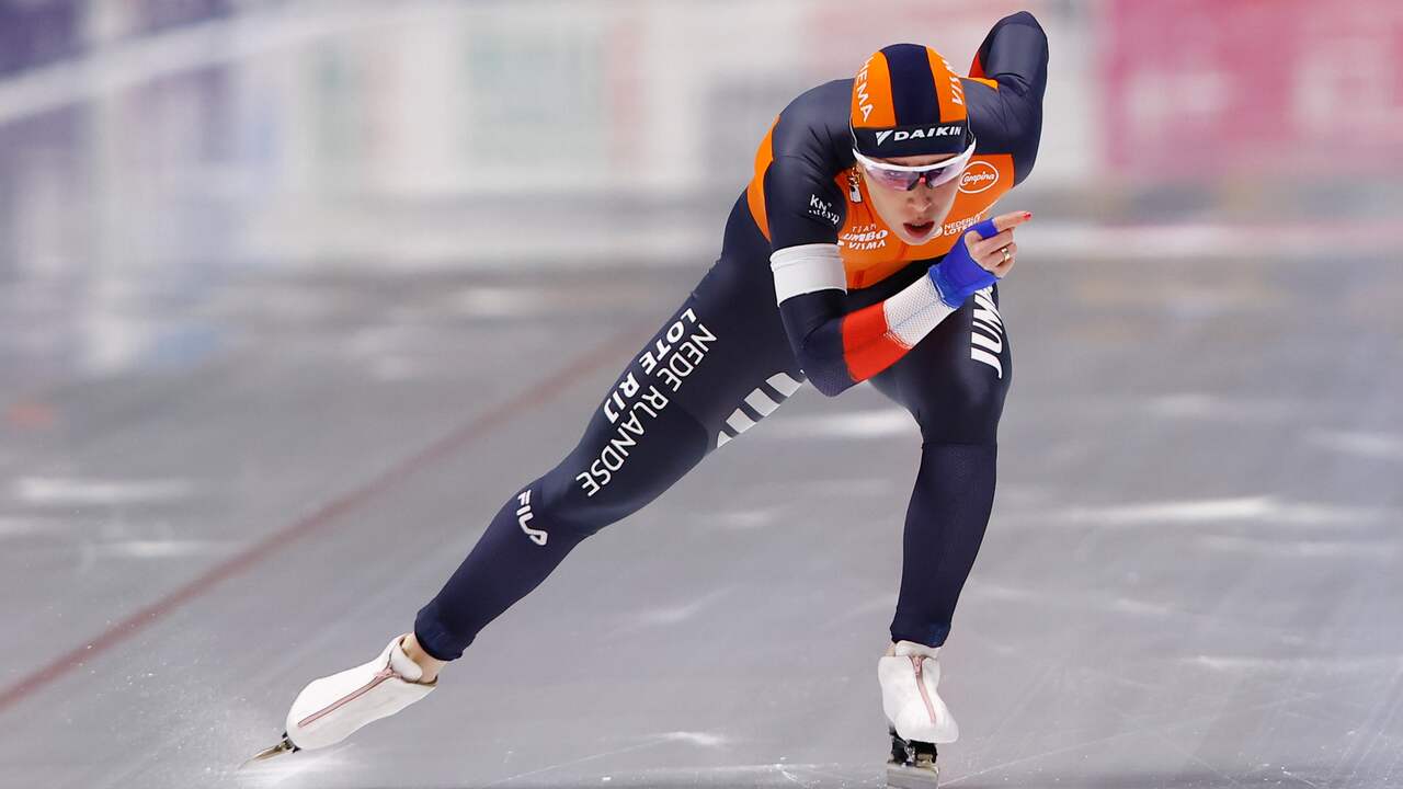 Netherlands Skater Antoinette Rijpma-de Jong Wins Bronze Medal in World Cup 3,000 Meters Event