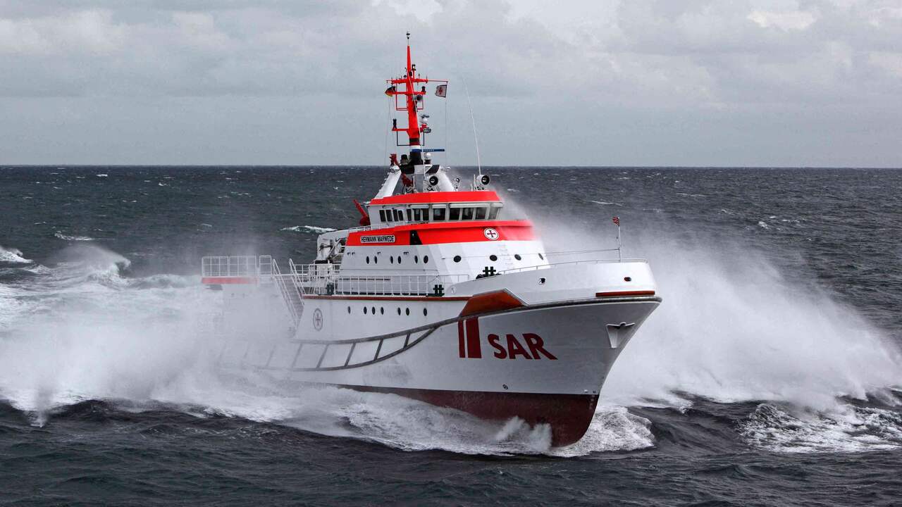 Vier vermisste Personen befinden sich möglicherweise noch an Bord des gesunkenen Nordsee-Frachtschiffs |  Im Ausland
