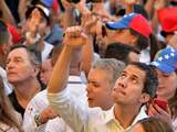 Venezolaanse interim-president ondanks reisverbod bij benefiet in Colombia