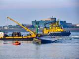 Zoektocht naar vermiste opvarende gekapseisd schip bij Maeslantkering gestaakt