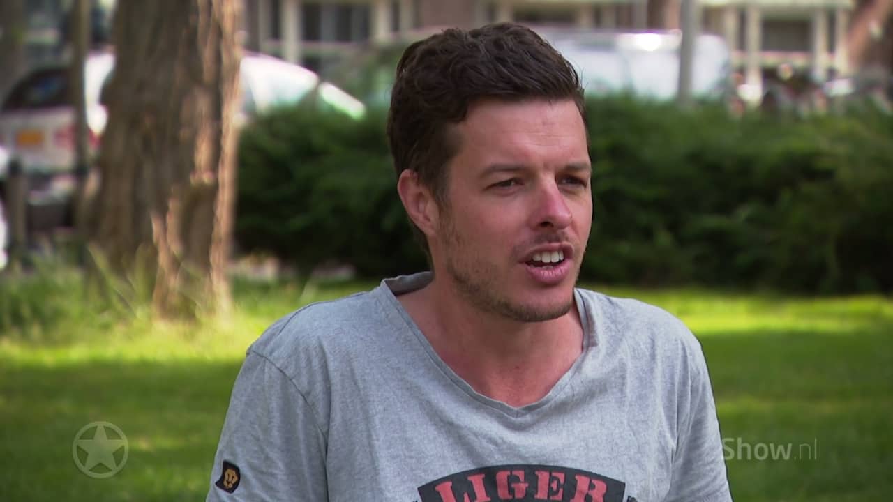 Beeld uit video: Filemon Wesselink denkt na over elke vraag