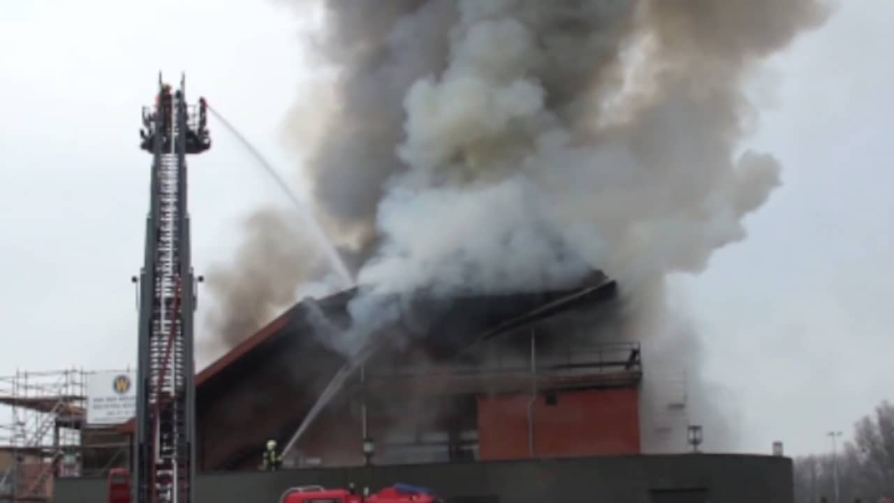 Grote brand bij Van der Valk Heerlen