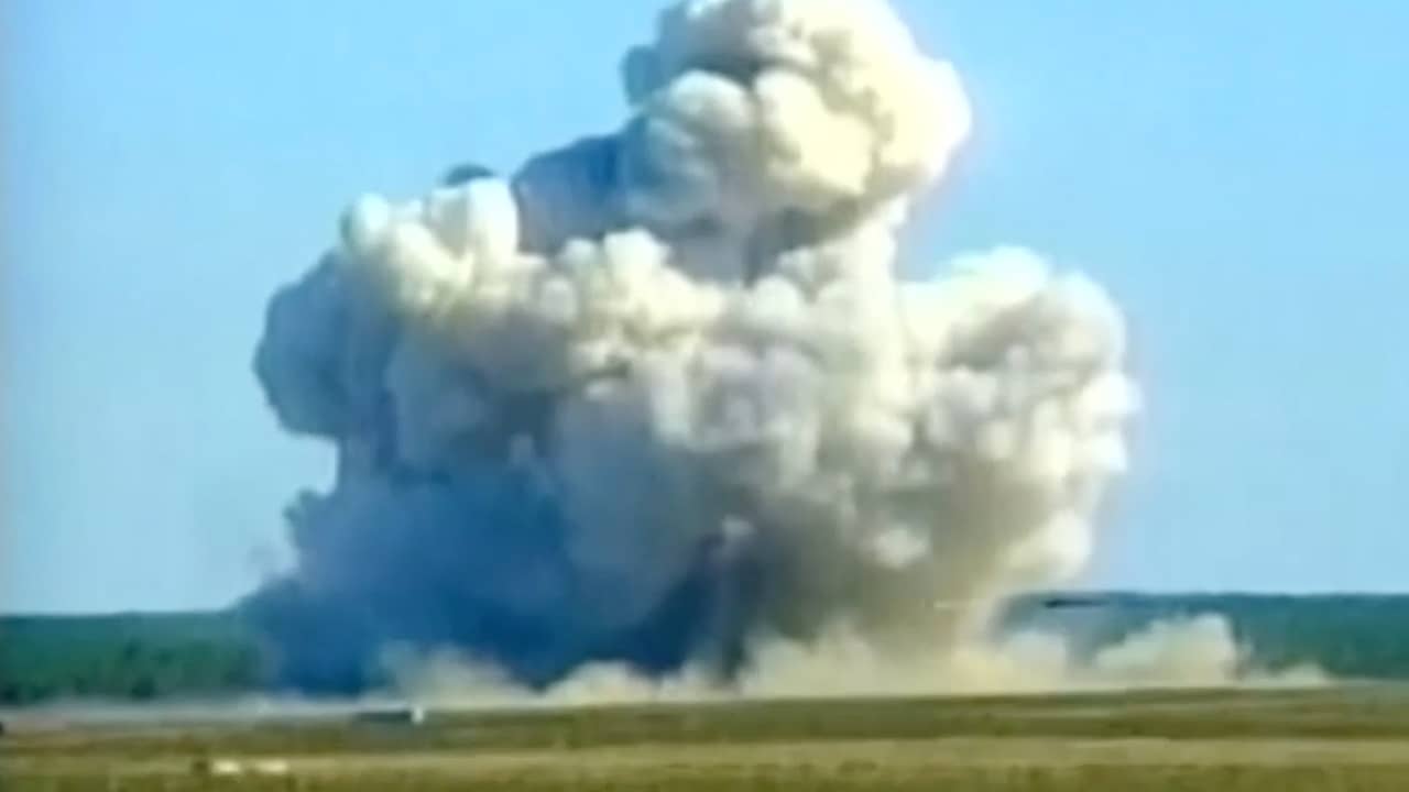 Beeld uit video: Deze zware bom gebruikte de VS bij de aanval op IS in Afghanistan
