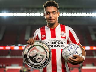 Uitblinker Malen leidt PSV met vijf goals langs Vitesse