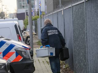 Medewerker opende bombrief Amsterdam, 'sissend geluid en een knal'