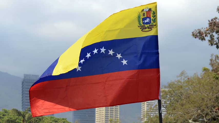 Venezolaanse president wil in gesprek met oppositie om protesten te voorkomen