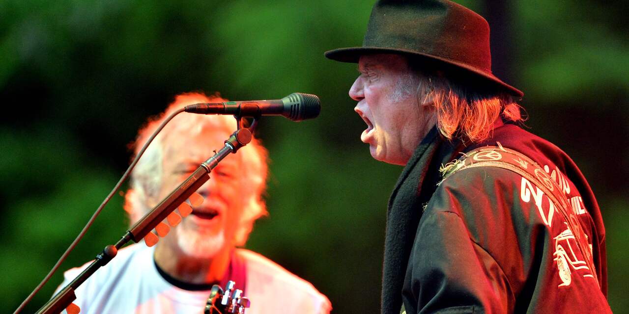 Neil Young treedt weer op met begeleidingsband Crazy Horse