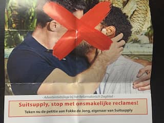 Reformatorisch Dagblad verspreidt petitie tegen posters met zoenende mannen