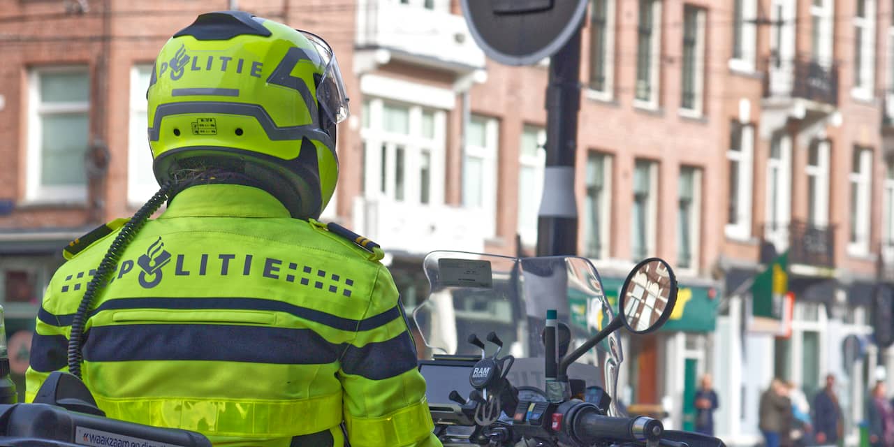 Politie Amsterdam pakt 13-jarige jongen op voor gewapende overval