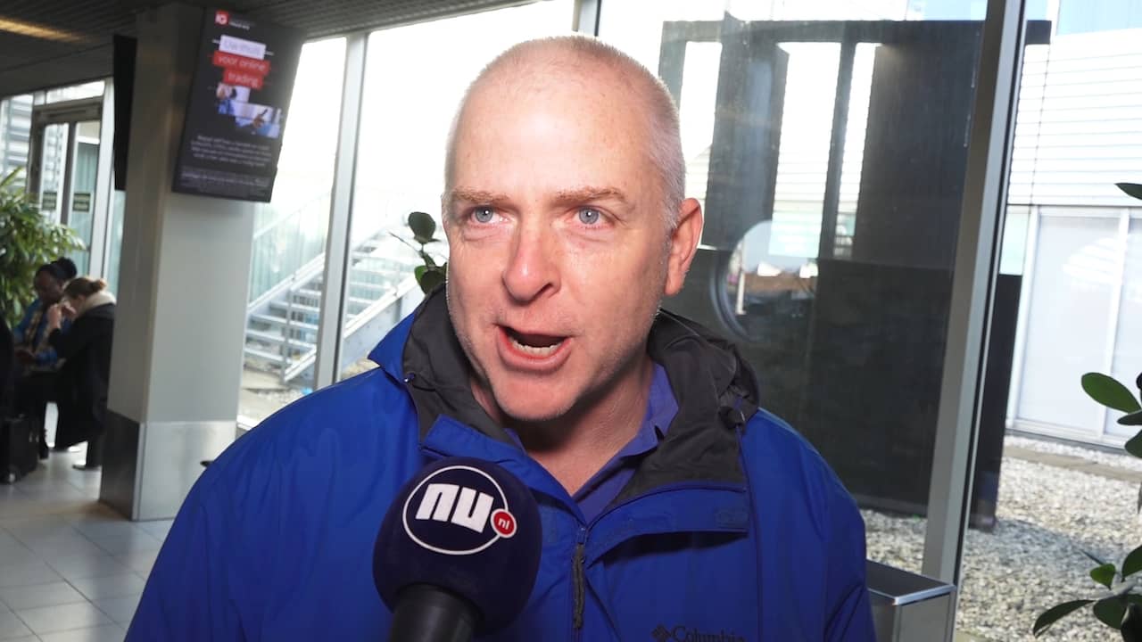 Amerikanen op Schiphol: 'Van plan om het Kanaal over te zwemmen'