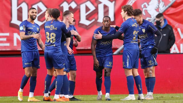 VVV-Venlo viert de winnende treffer van Torino Hunte.