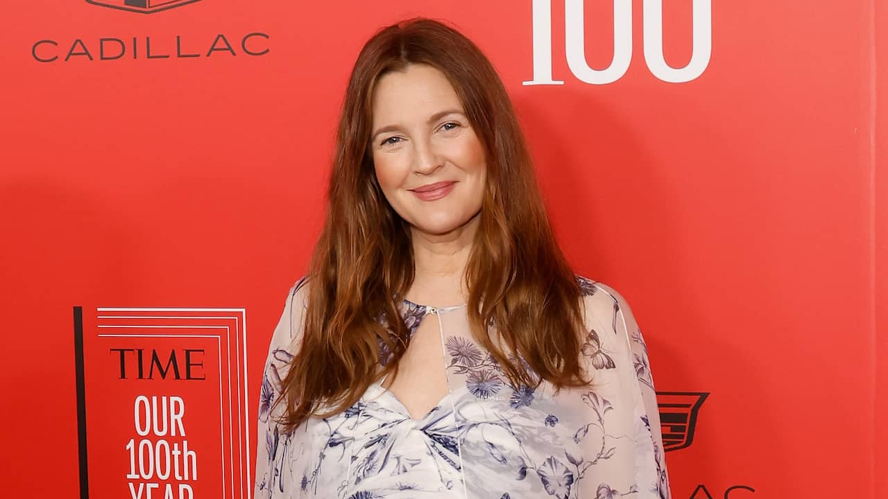 Drew Barrymore’s Talk Show Continues Despite Major Hollywood Strike