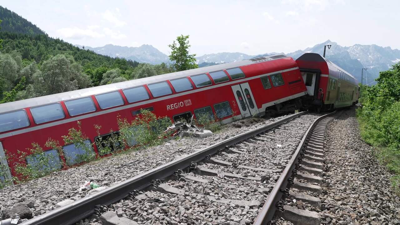 Das Gleis, auf dem ein deutscher Zug entgleiste, würde diesen Monat repariert |  JETZT