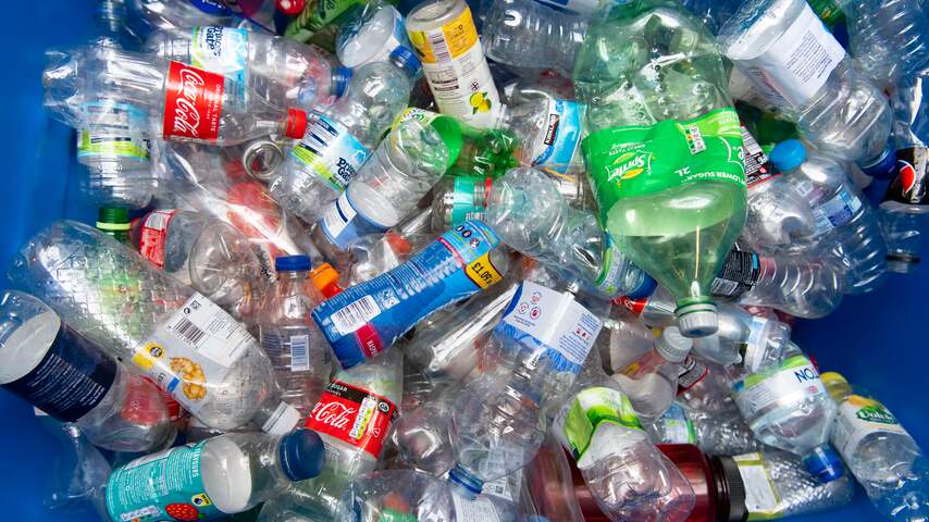 Nederlanders verbruiken jaarlijks 26 miljard plastic voedselverpakkingen