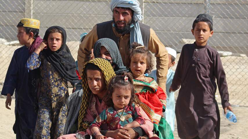 Afghaanse vluchtelingen in Nederland vrezen dat kabinet gezinsleden achterlaat