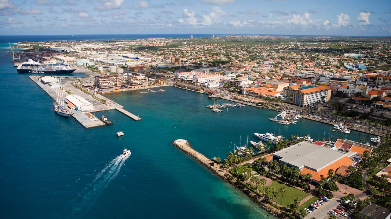 Aruba menentang keputusan membuka pernikahan |  di luar