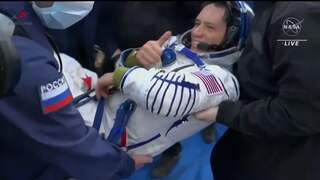 Amerikaanse astronaut keert na 371 dagen in ruimte terug