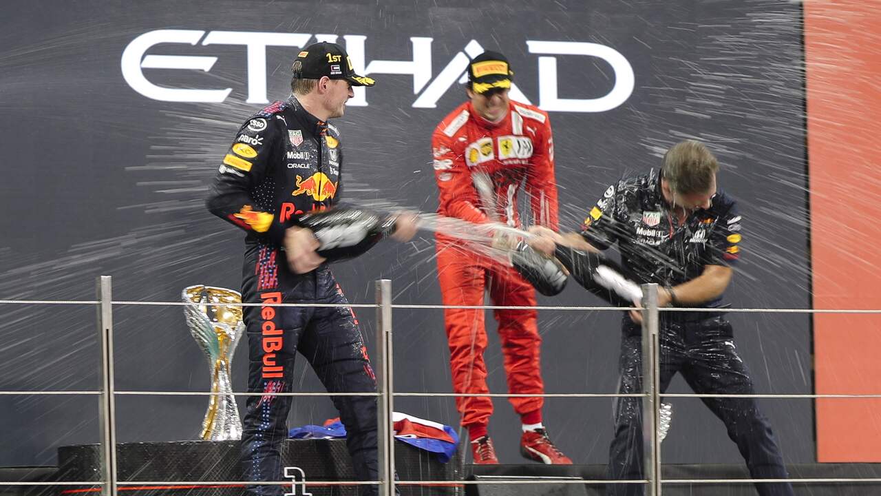 Verstappen Grijpt Historische Wereldtitel F1 Na Bloedstollend Duel Met ...