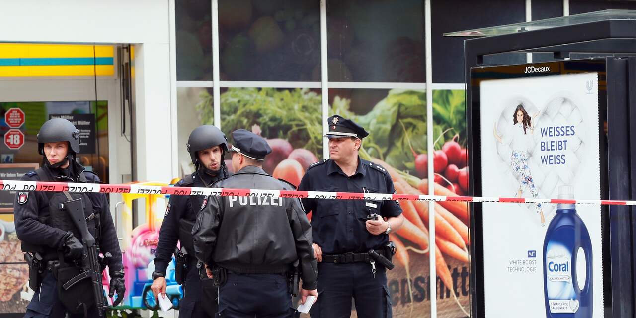Duitse politie doorzoekt asielcentrum na steekpartij in Hamburg