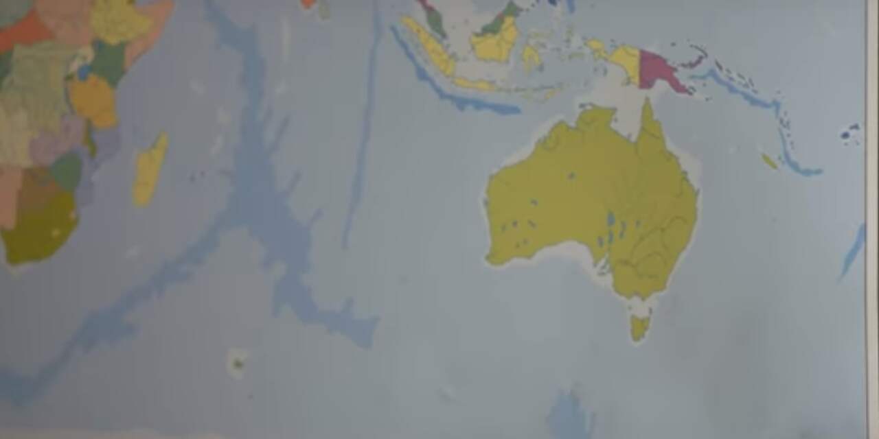 Premier Nieuw-Zeeland steunt campagne om land op wereldkaarten te krijgen