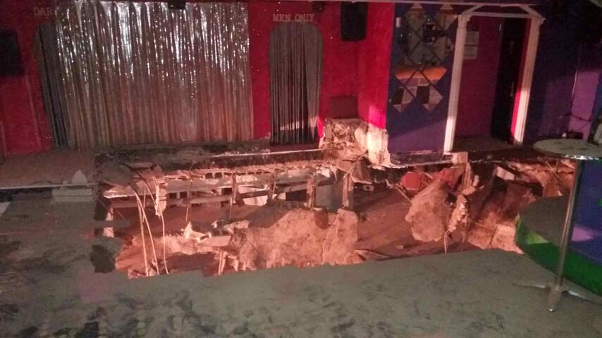 Ruim twintig gewonden na instorten dansvloer van discotheek op Tenerife