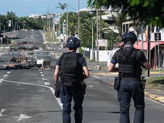 Frankrijk zet 600 agenten in om controle terug te krijgen in Nieuw-Caledonië