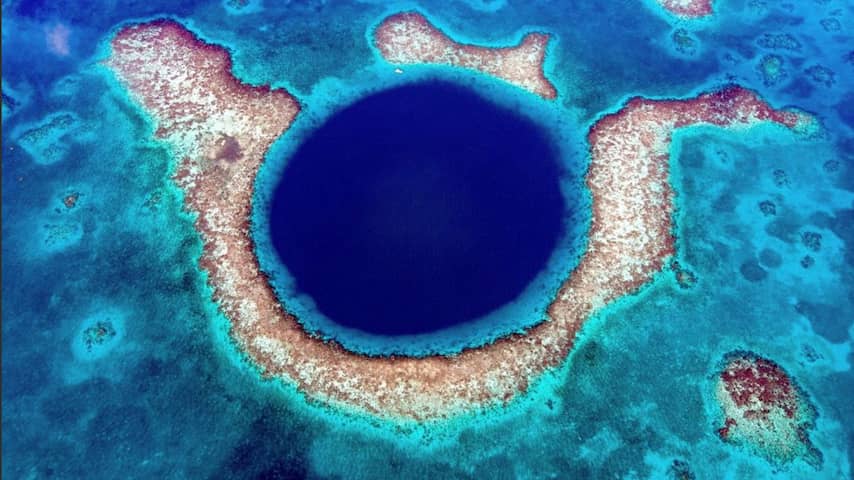 Oceanografen vinden diepste onderwatergrot ter wereld voor de kust van Mexico