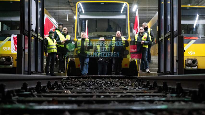 Na Duitse machinisten en piloten leggen nu ook de buschauffeurs hun werk neer