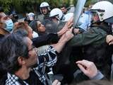 Demonstranten botsen met politie voor Iraanse ambassade in Athene