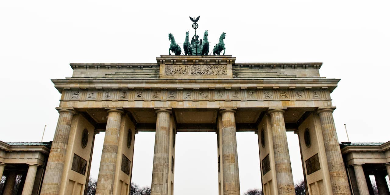 Duitsland krijgt voor het eerst geld toe op tienjarige obligatie