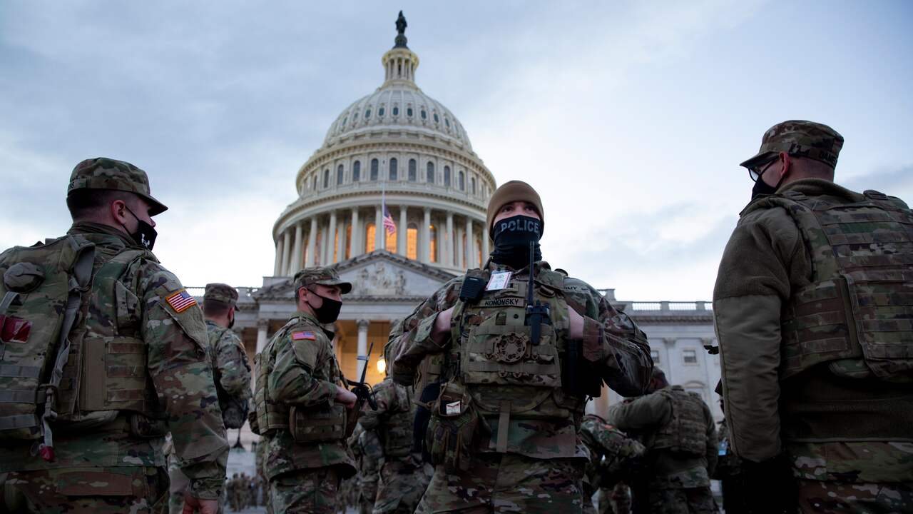 Soldaten van de National Guard die Washington bewaakten tijdens de eedaflegging van Biden.