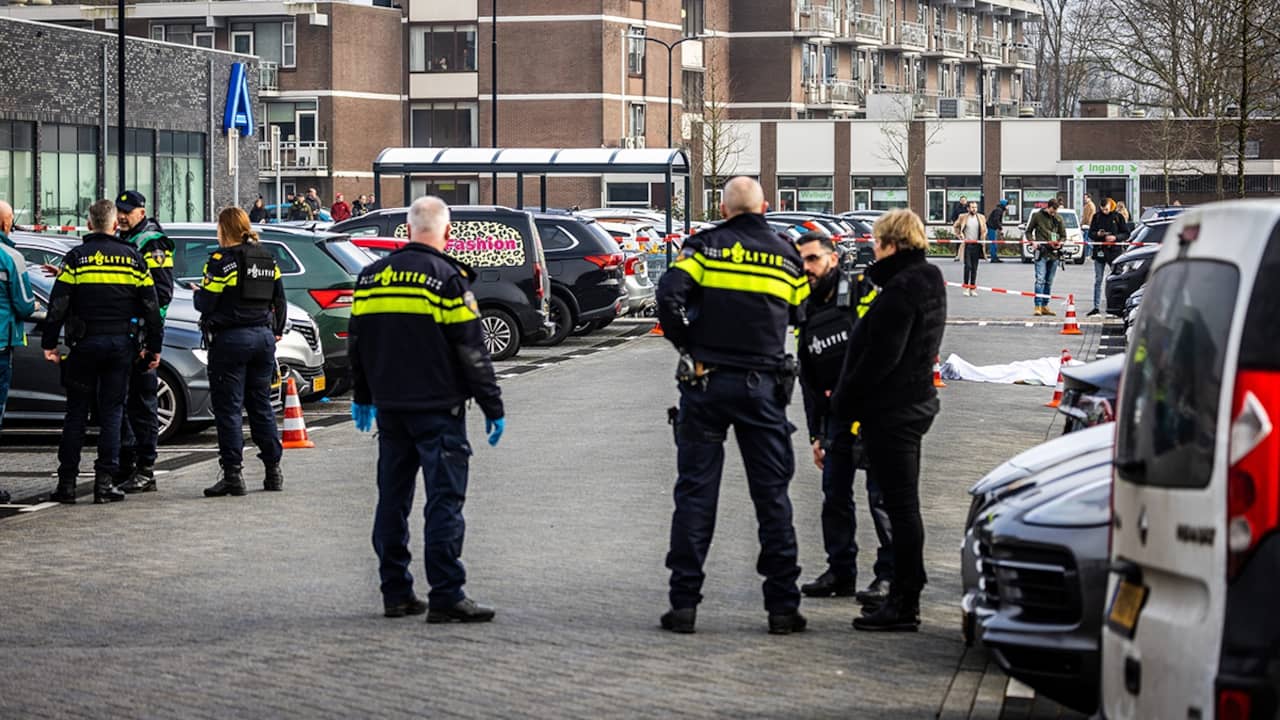 Fatal victim in shooting in shopping center in Zwijndrecht | Interior ...