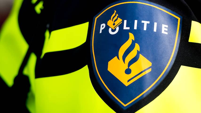 Man neergeschoten in Amsterdam, verdachten gevlucht op bromfiets