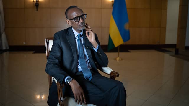 De Rwandese president Paul Kagame zit na ruim twintig jaar nog altijd stevig in het zadel.