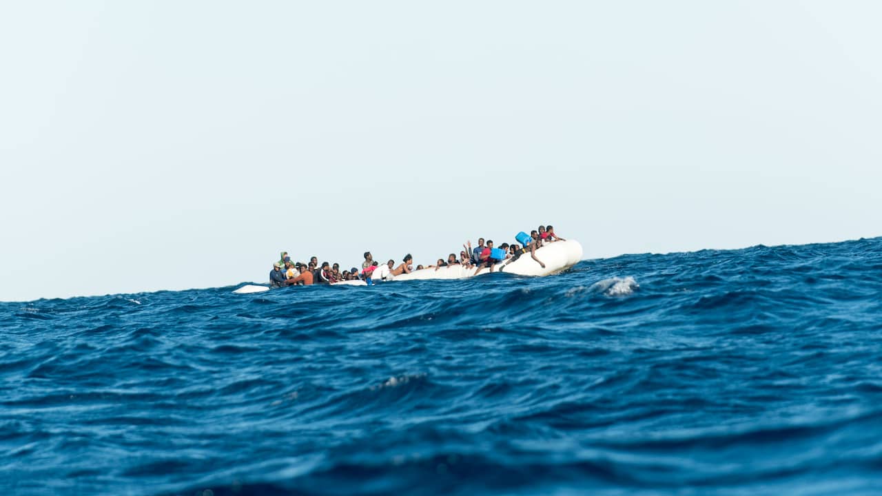 Capitano italiano condannato per aver rimandato in Libia i profughi |  All'estero