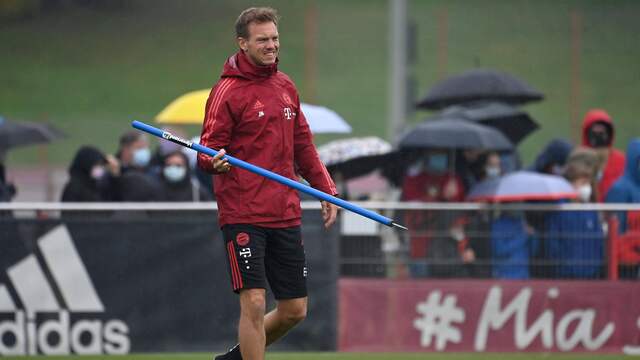 Bayern-trainer Julian Nagelsmann reageerde rustig op de juridische problemen van zijn pupil Lucas Hernández.