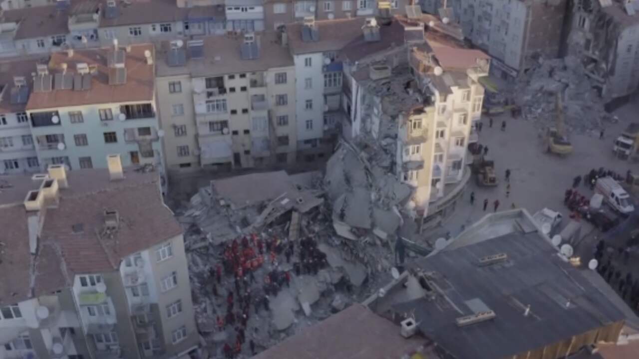 35 doden in Turkije door instorten gebouwen na aardbeving