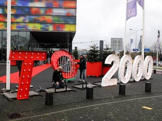 Gestolen Top 2000-letters worden teruggeplaatst in Hilversum